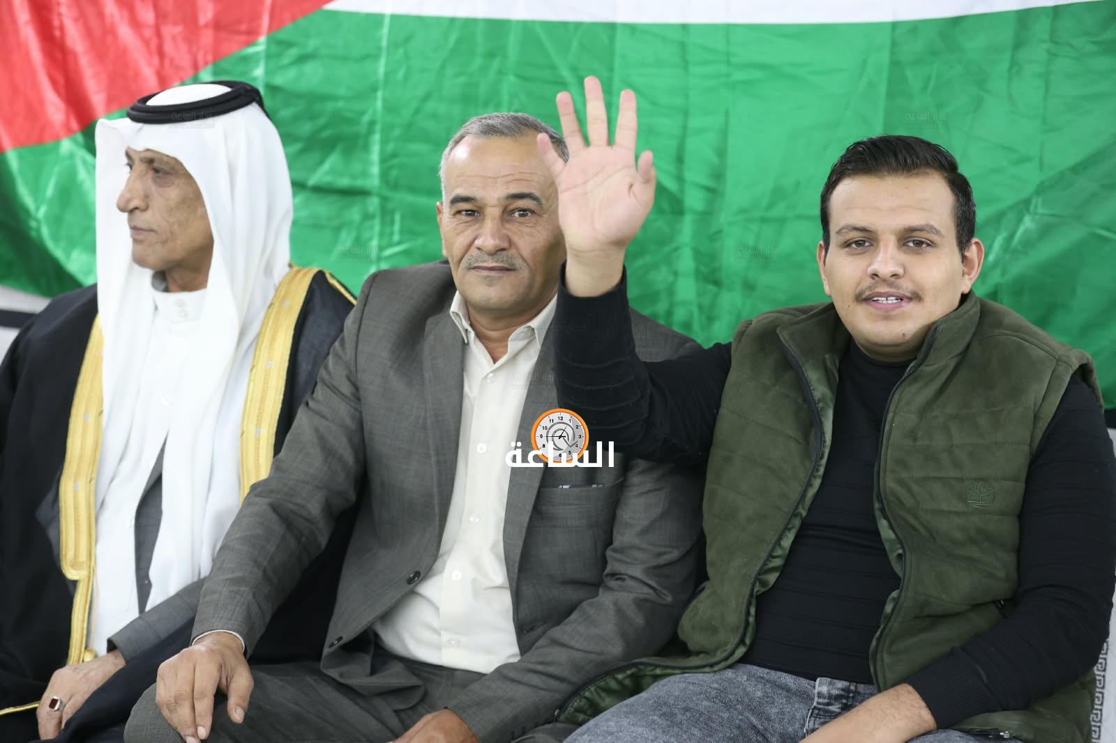 Madar Al-Saa Images 0.5461117825127756
