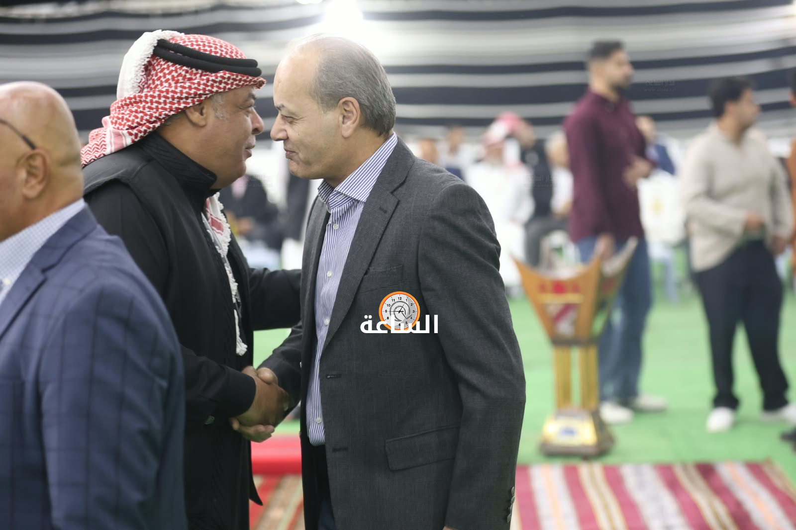 Madar Al-Saa Images 0.812632418118434