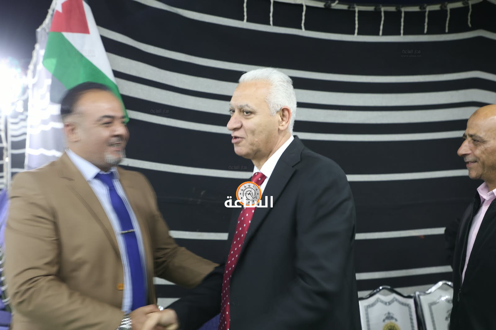 Madar Al-Saa Images 0.5000257466714564