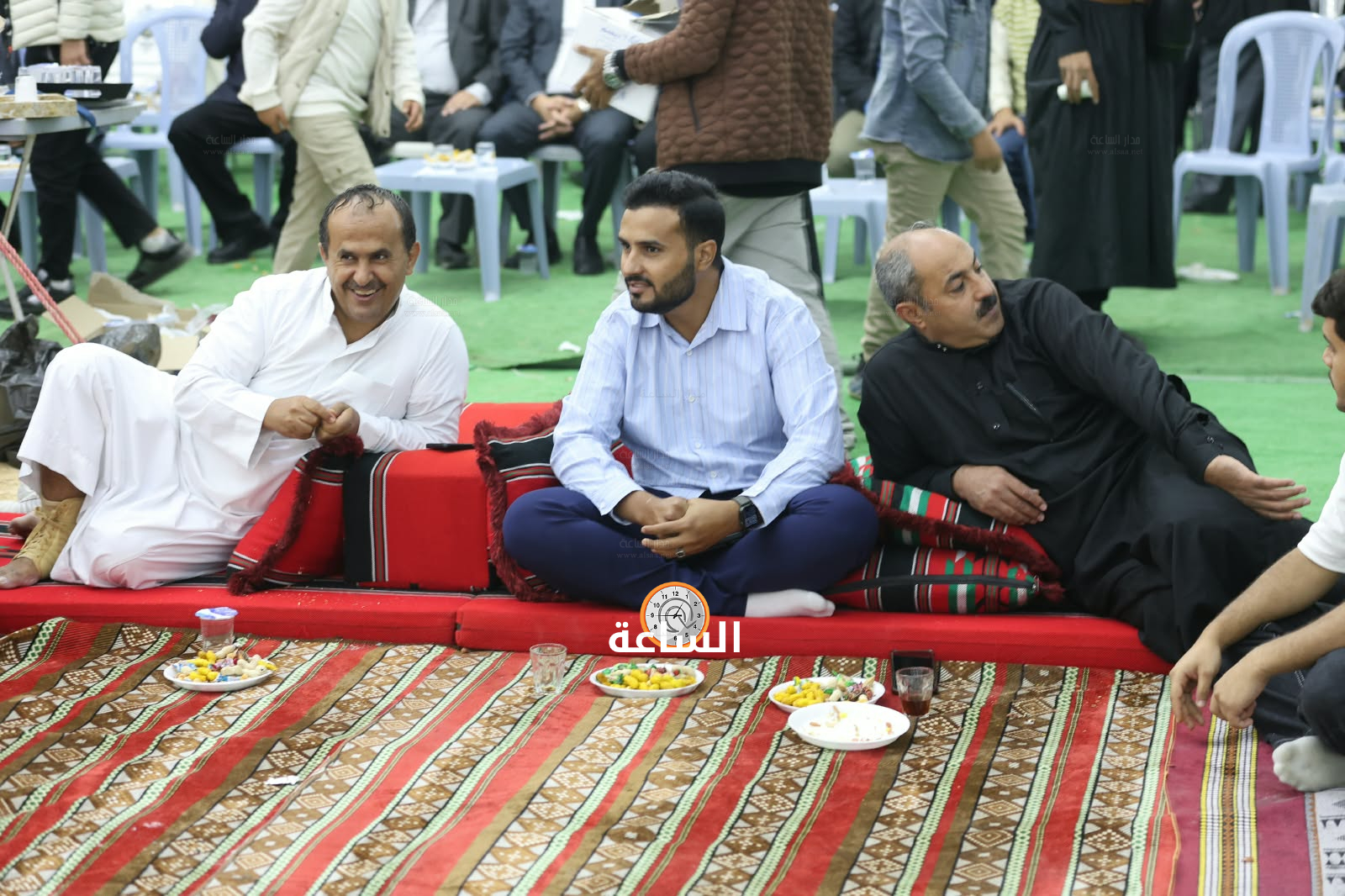 Madar Al-Saa Images 0.015304384296564999