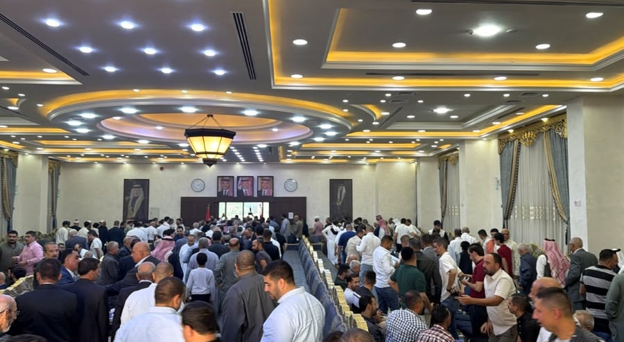 Madar Al-Saa Images 0.18765488144038045