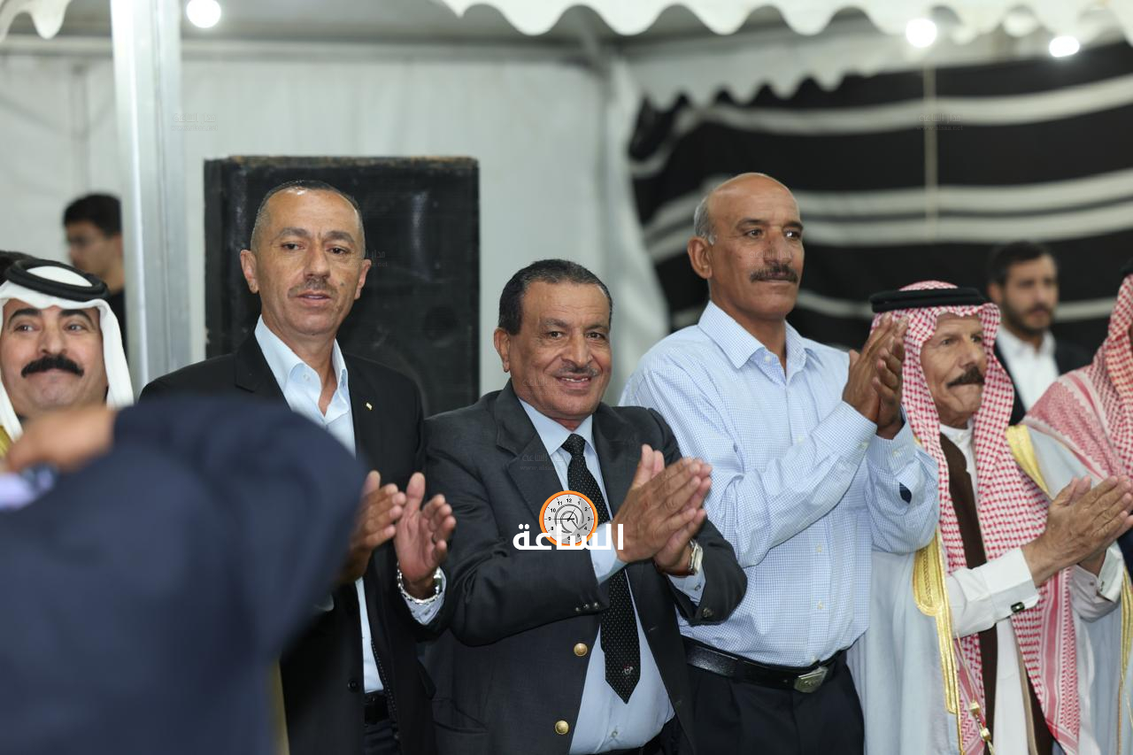 Madar Al-Saa Images 0.8055117490844156