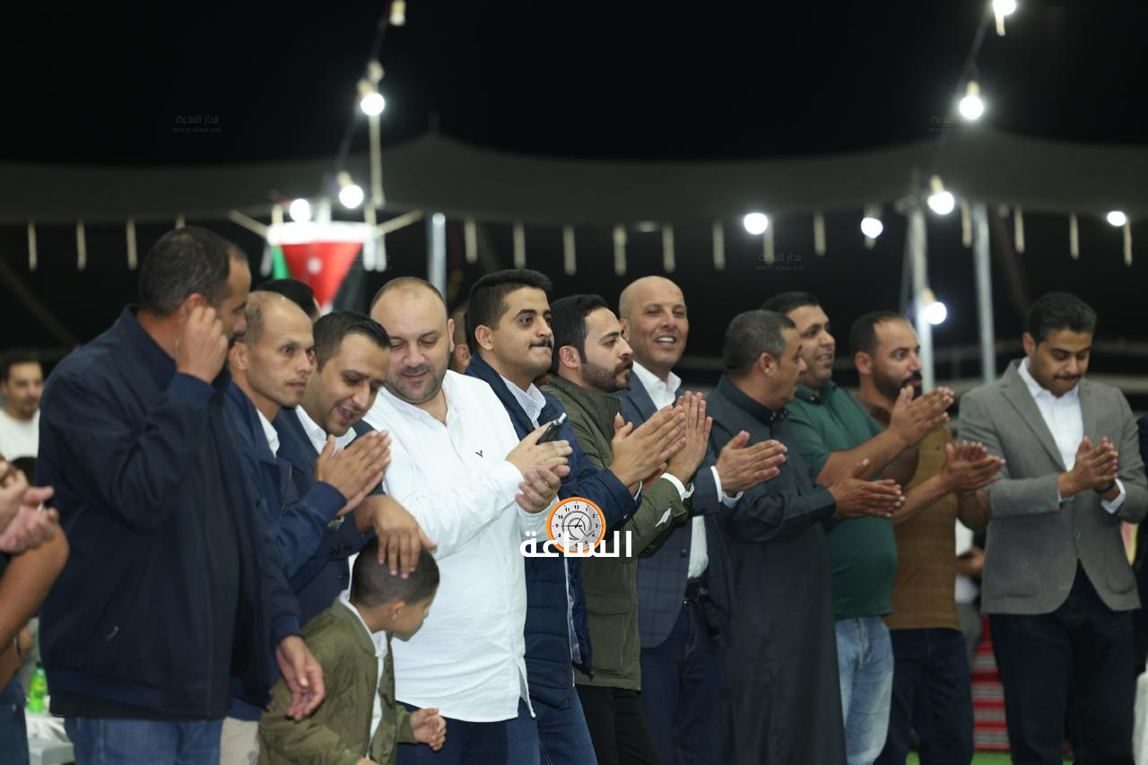 Madar Al-Saa Images 0.4385840242364798