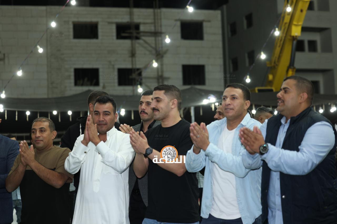 Madar Al-Saa Images 0.04797431646418027