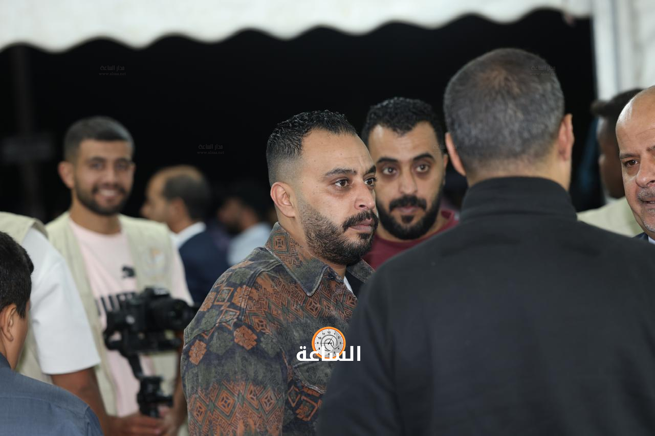 Madar Al-Saa Images 0.7784403697966078
