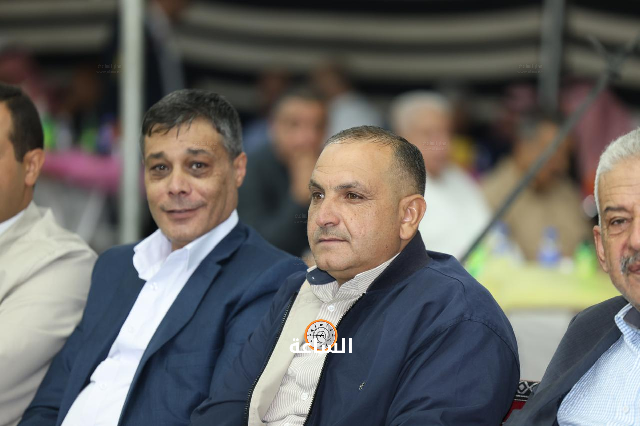 Madar Al-Saa Images 0.573629619385111