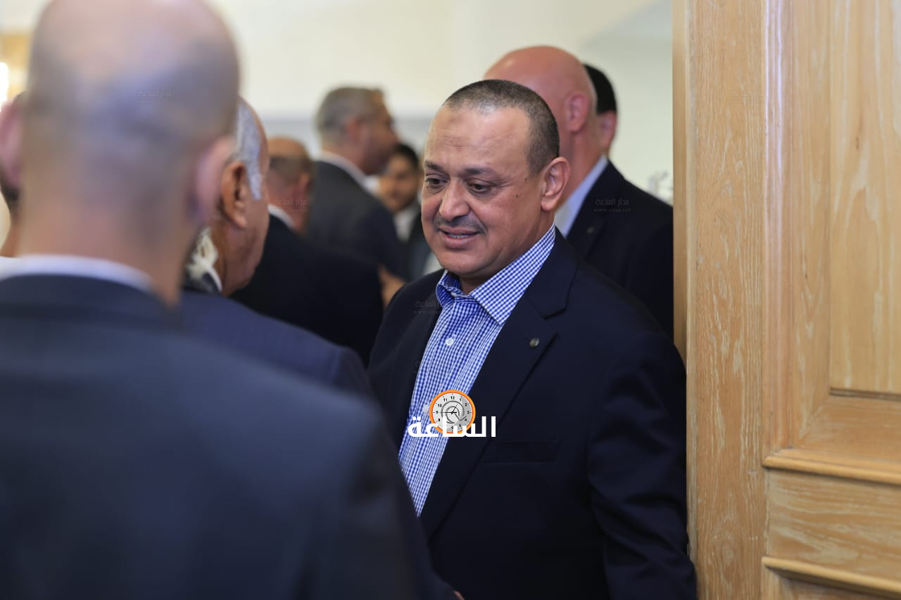 Madar Al-Saa Images 0.8840658841641171