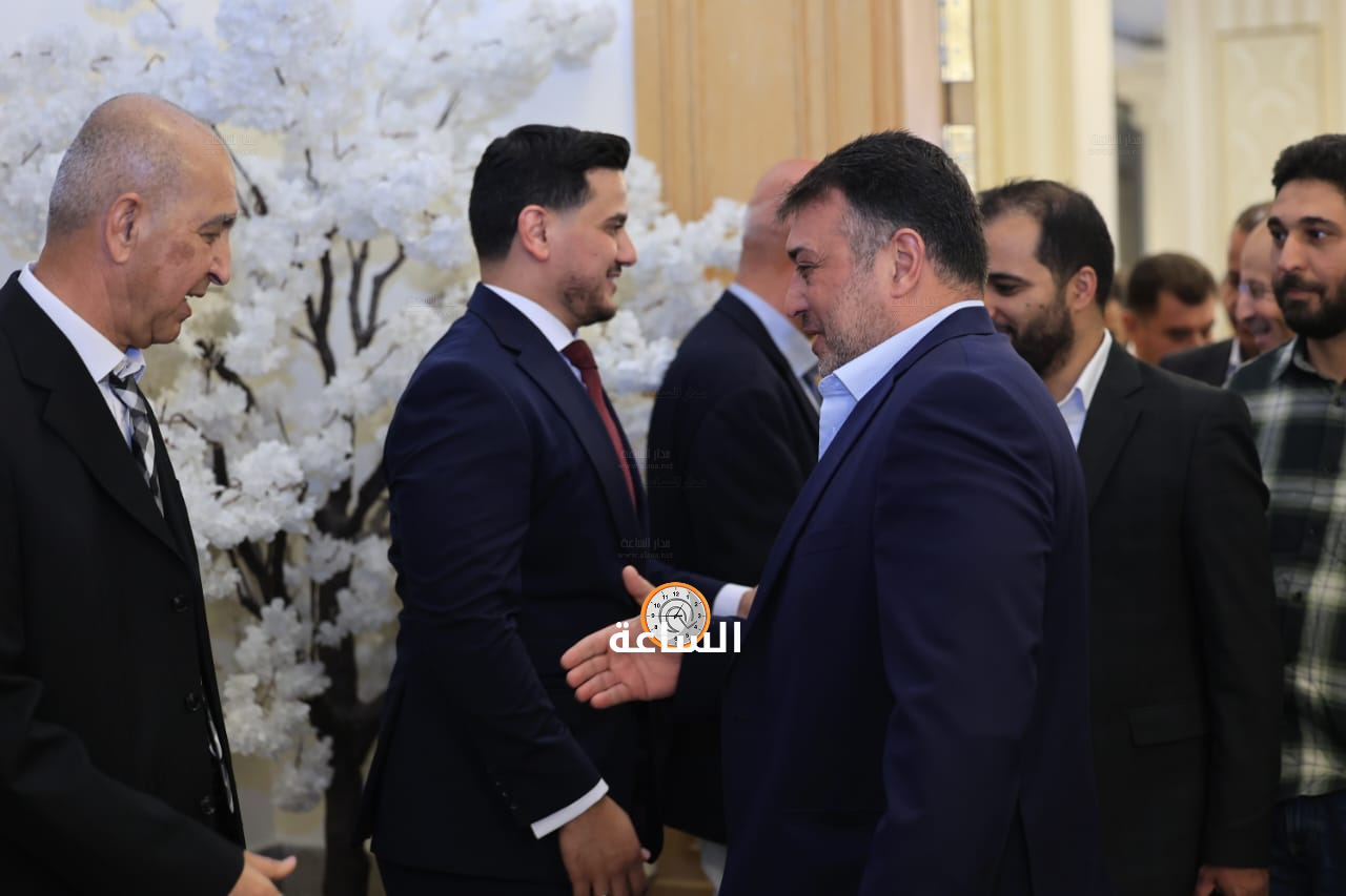 Madar Al-Saa Images 0.43183675369917807