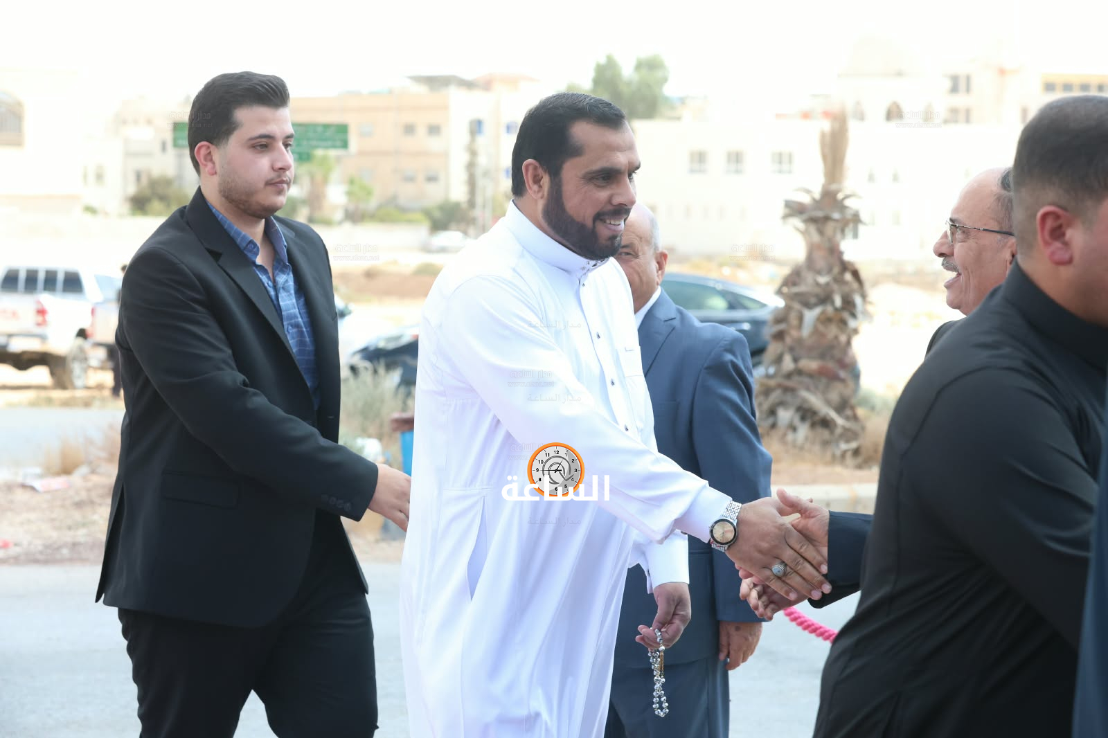 Madar Al-Saa Images 0.6889377381666812