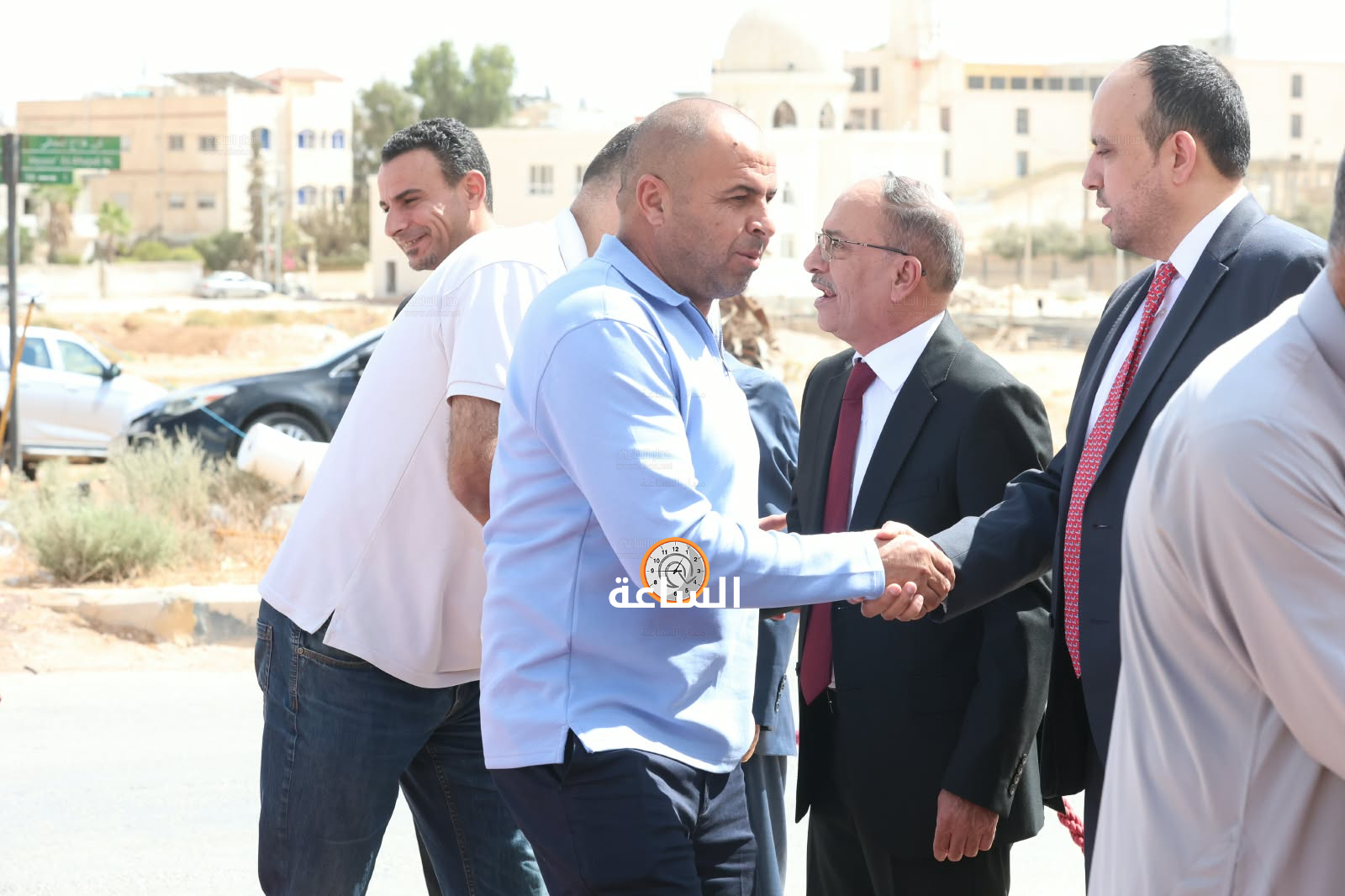 Madar Al-Saa Images 0.11352319672552547