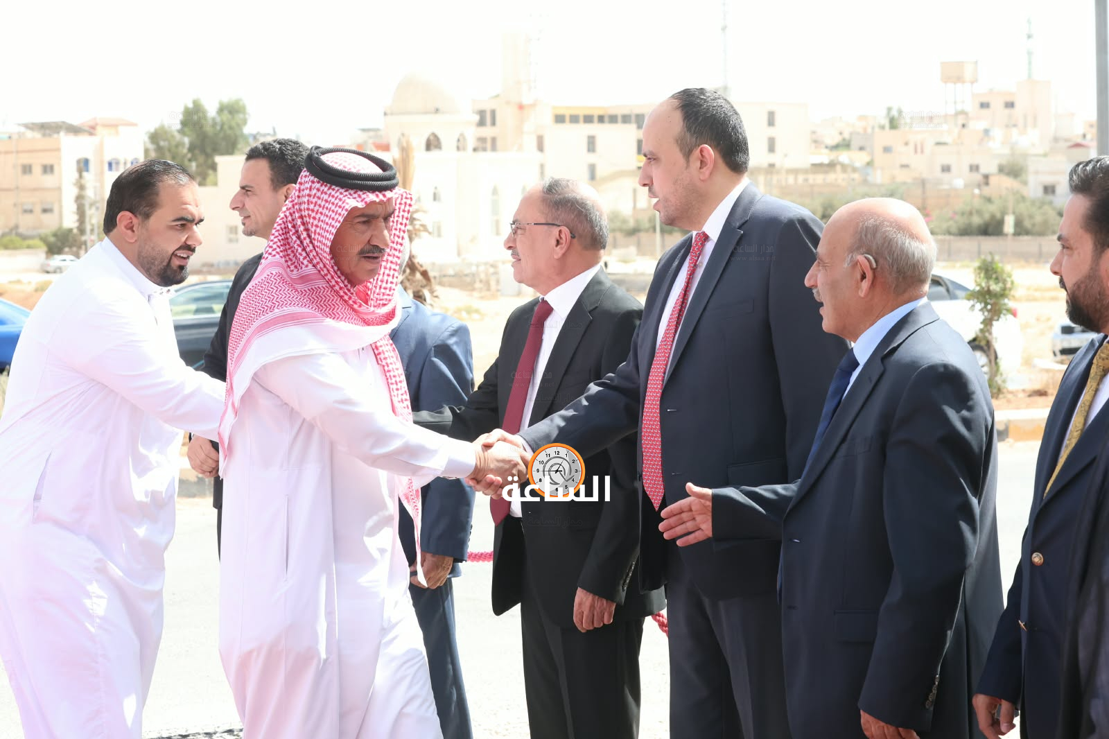 Madar Al-Saa Images 0.11364433697754373