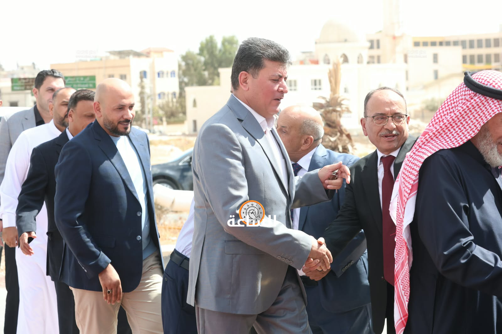 Madar Al-Saa Images 0.8570175332893684