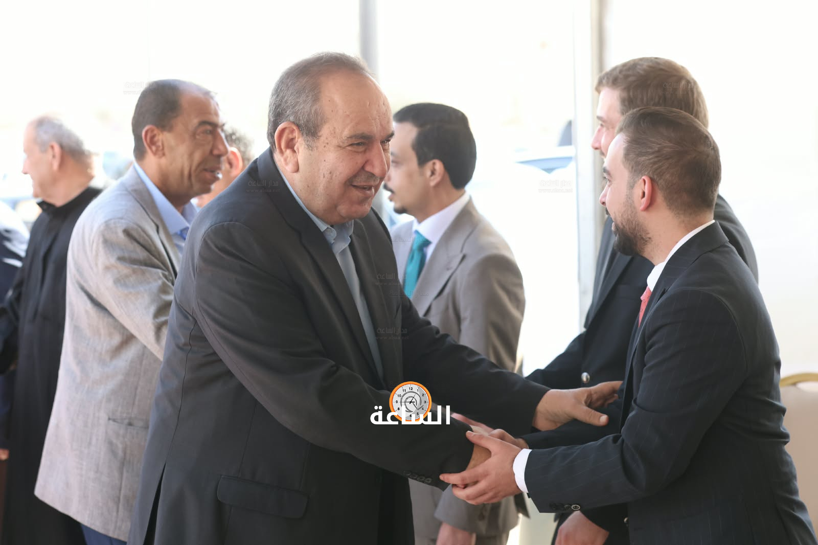Madar Al-Saa Images 0.2072383247032602
