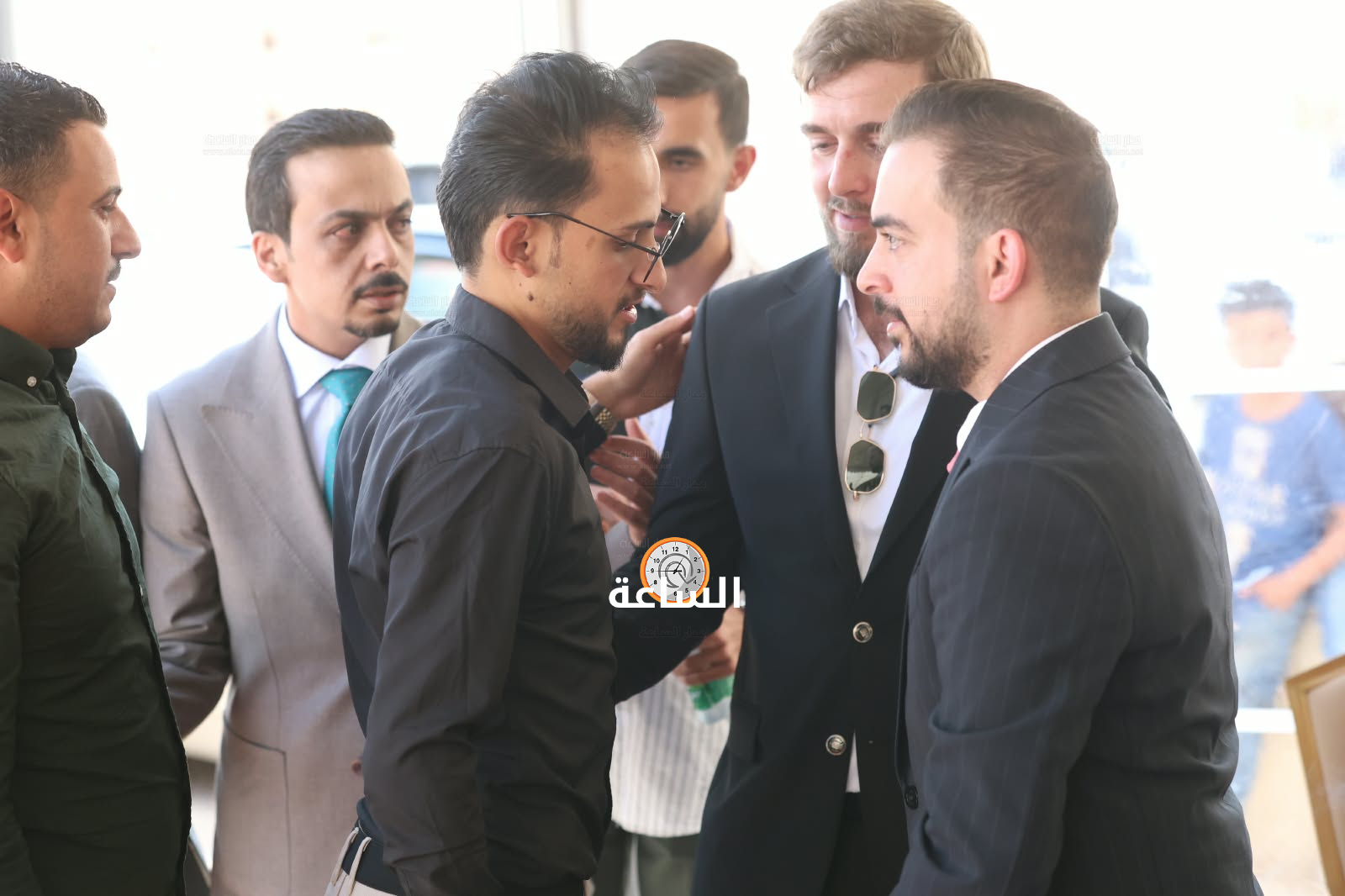 Madar Al-Saa Images 0.418919902387487