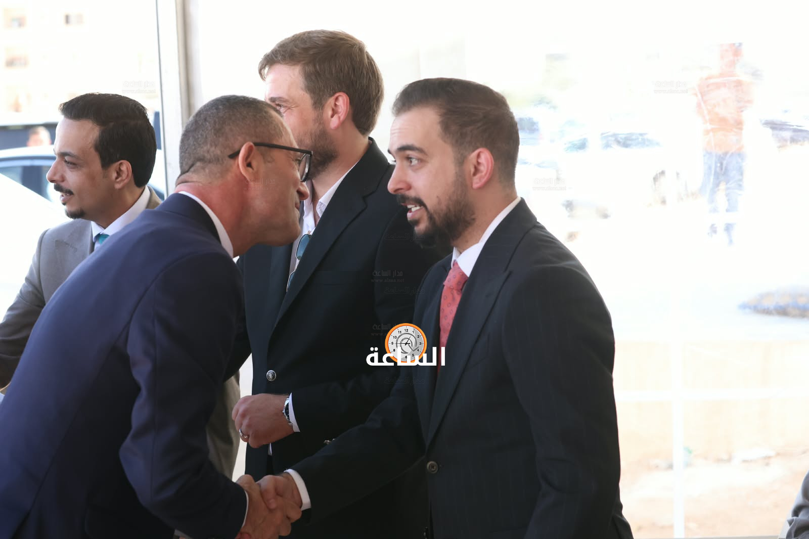 Madar Al-Saa Images 0.427610052212239