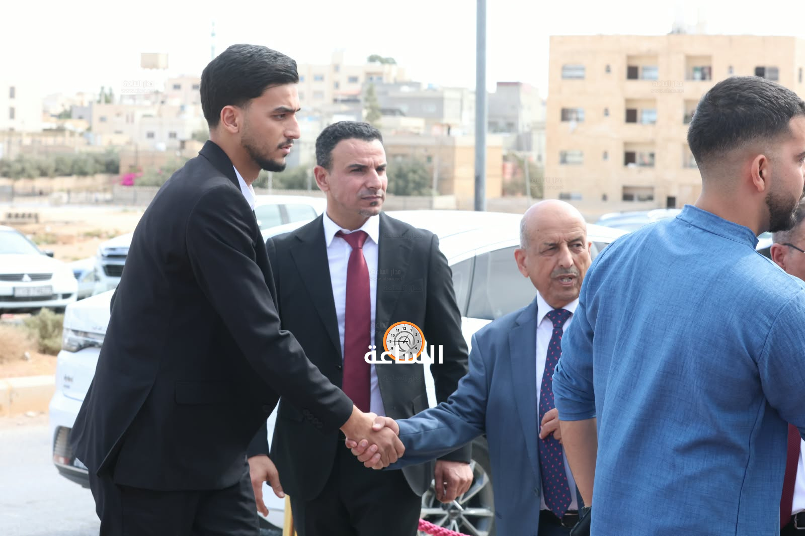 Madar Al-Saa Images 0.406323083629204