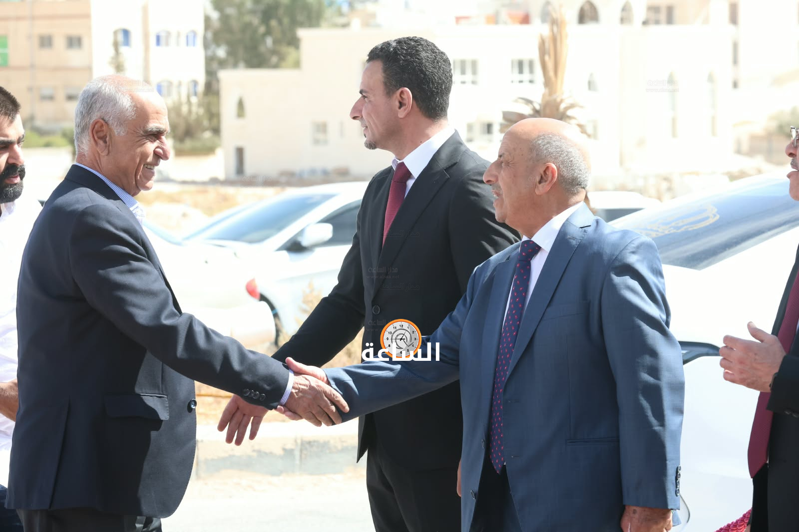Madar Al-Saa Images 0.14263413000473824