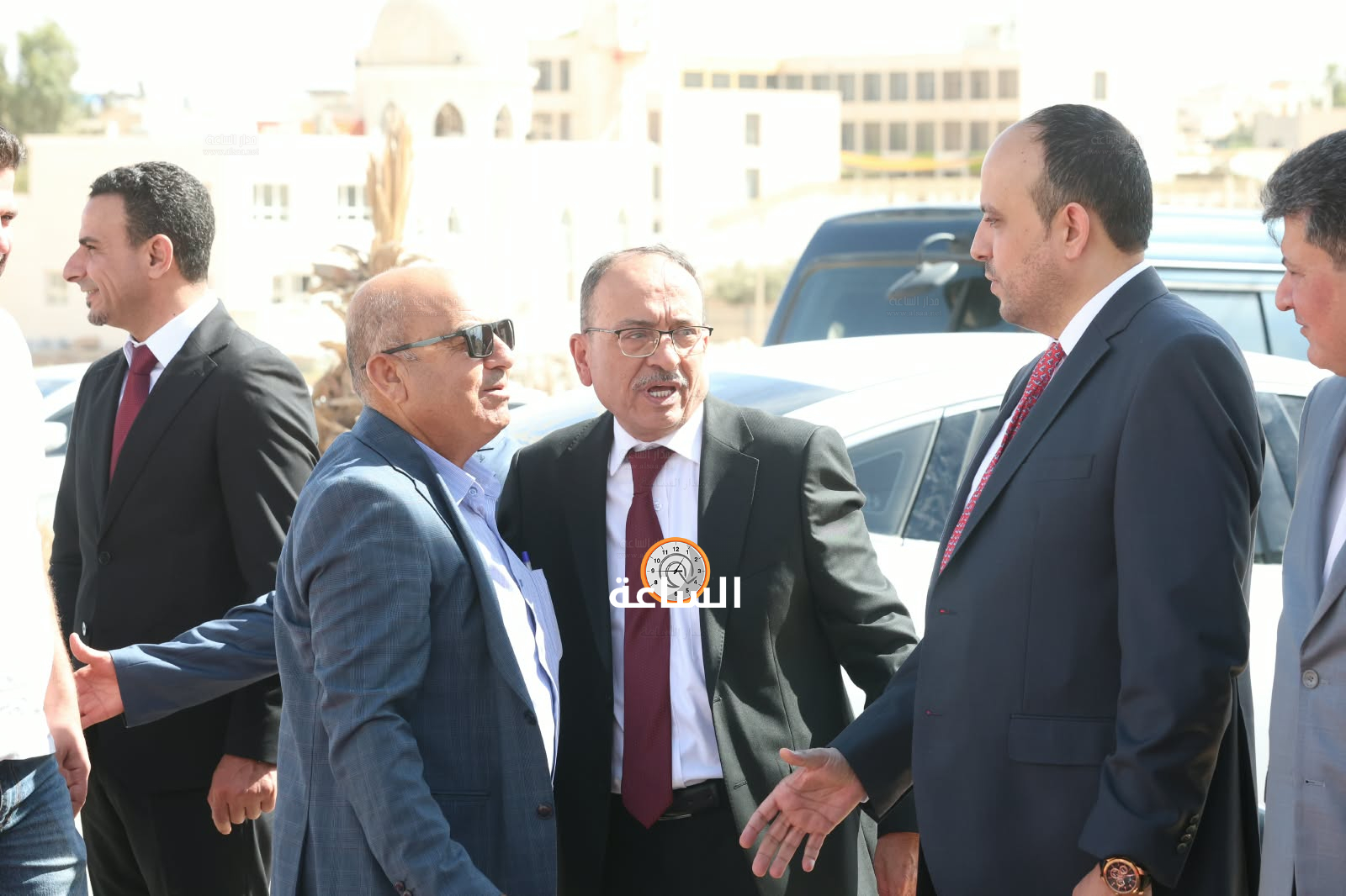 Madar Al-Saa Images 0.9351544416393746