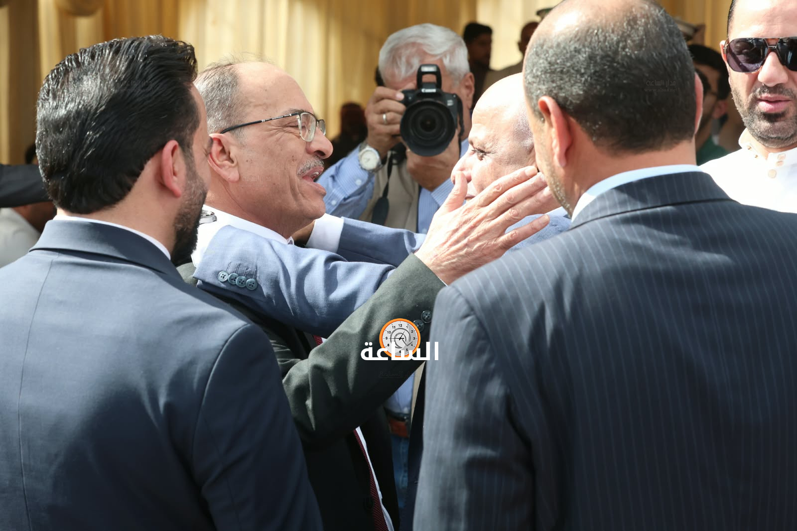Madar Al-Saa Images 0.5731179834695226