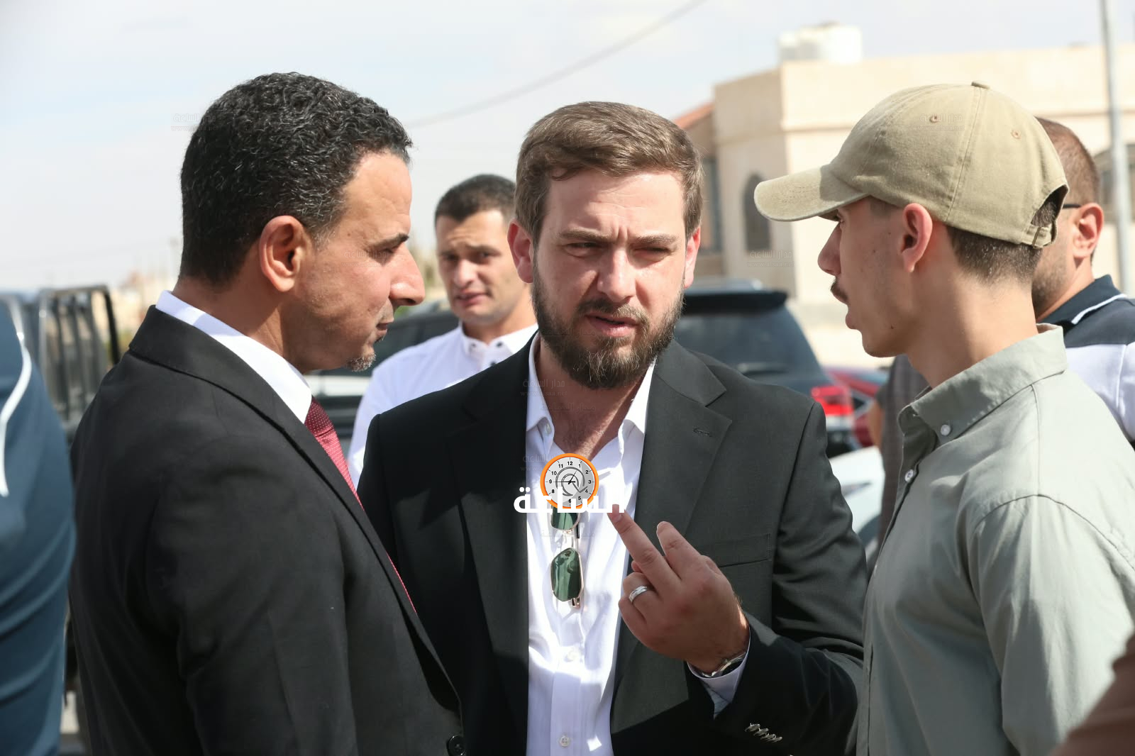 Madar Al-Saa Images 0.4992502016620074