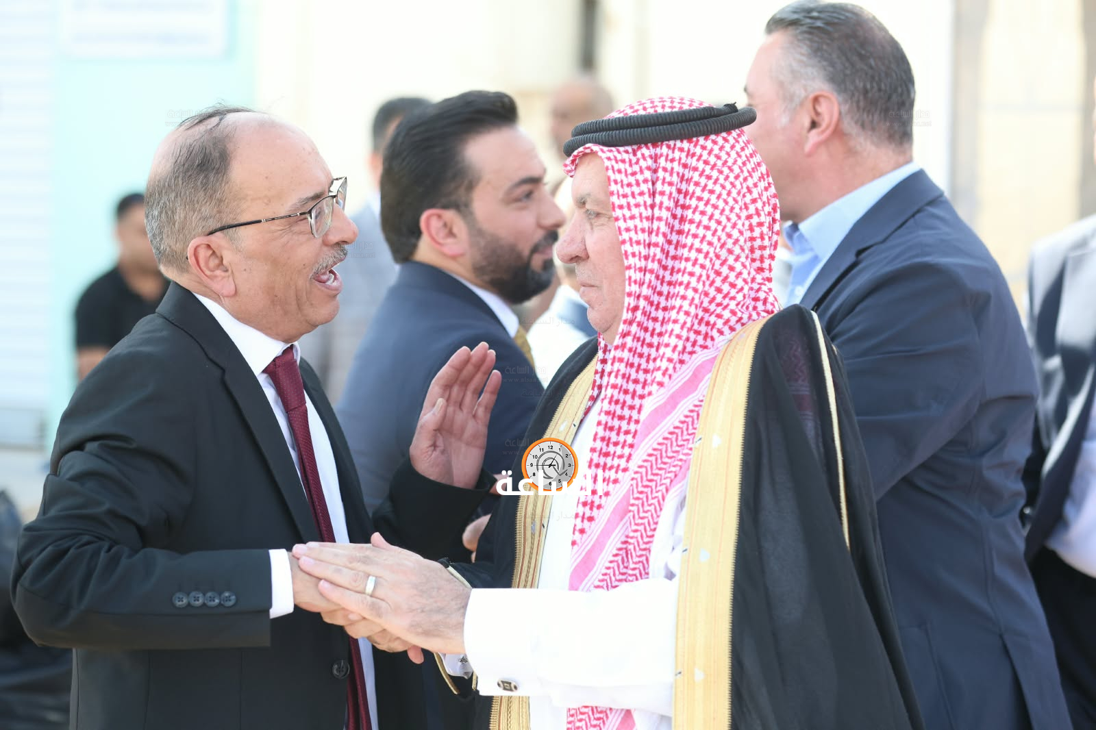 Madar Al-Saa Images 0.7696572458866419