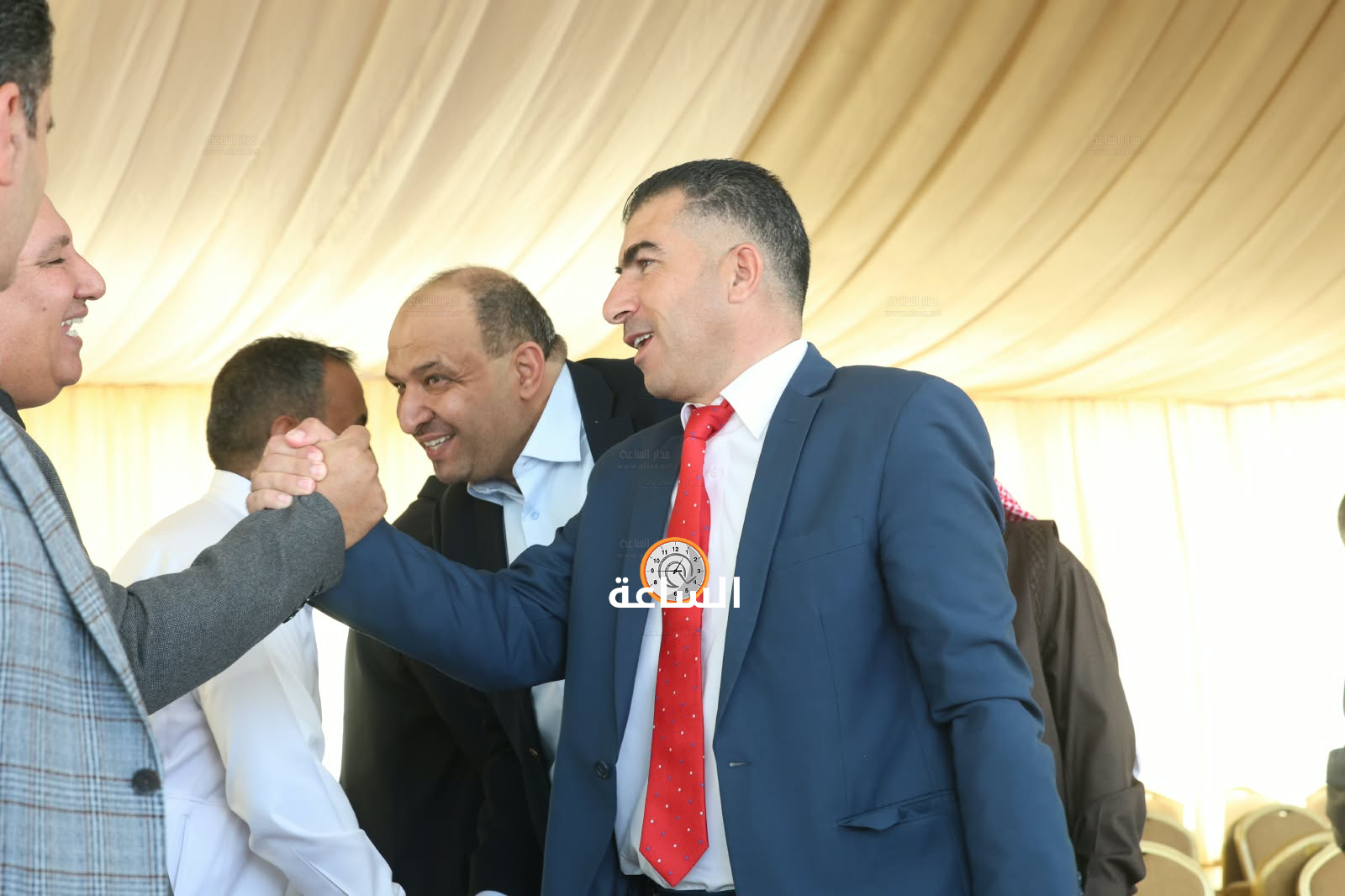 Madar Al-Saa Images 0.3942441686547581