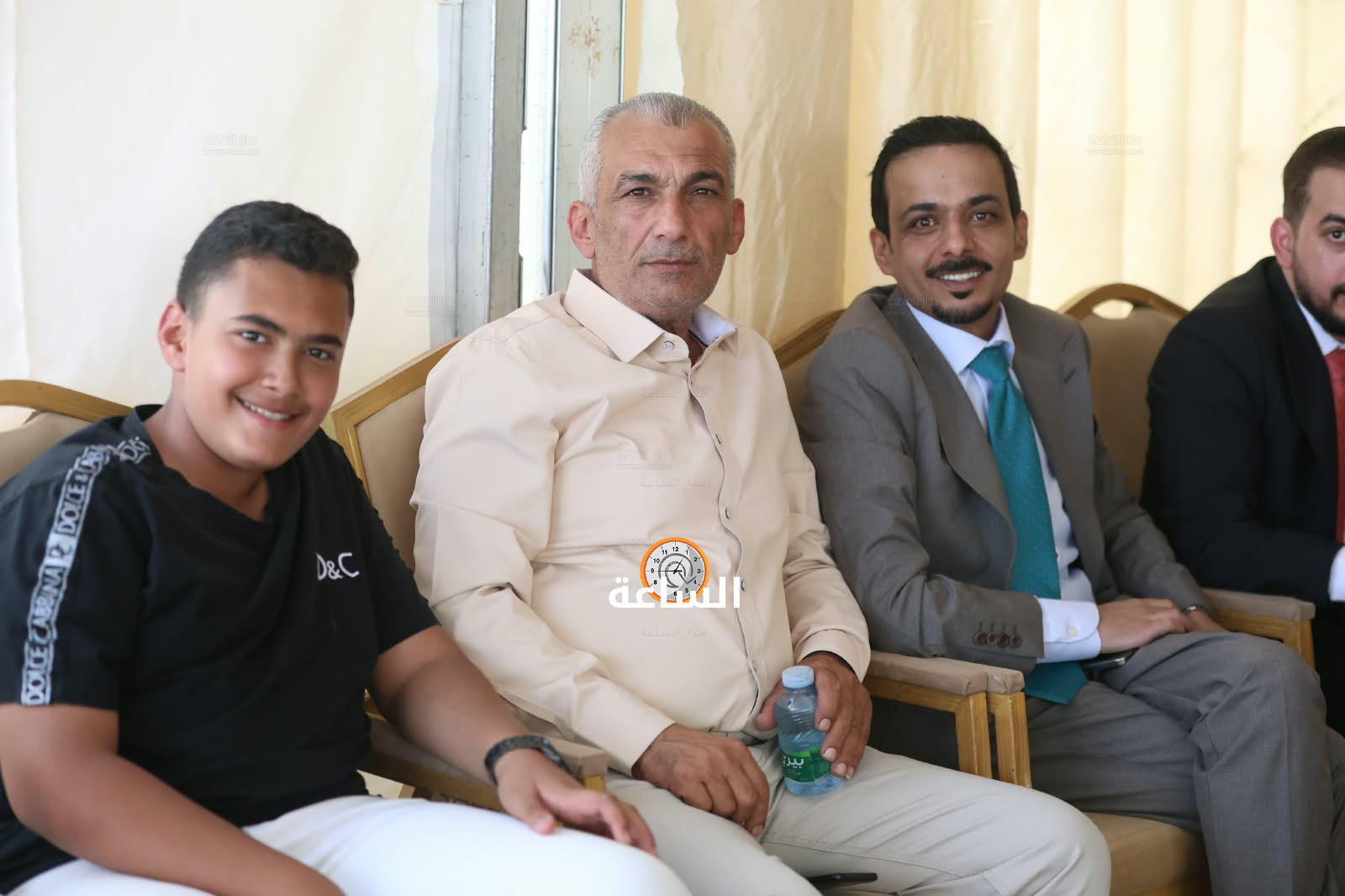 Madar Al-Saa Images 0.9210576048220763