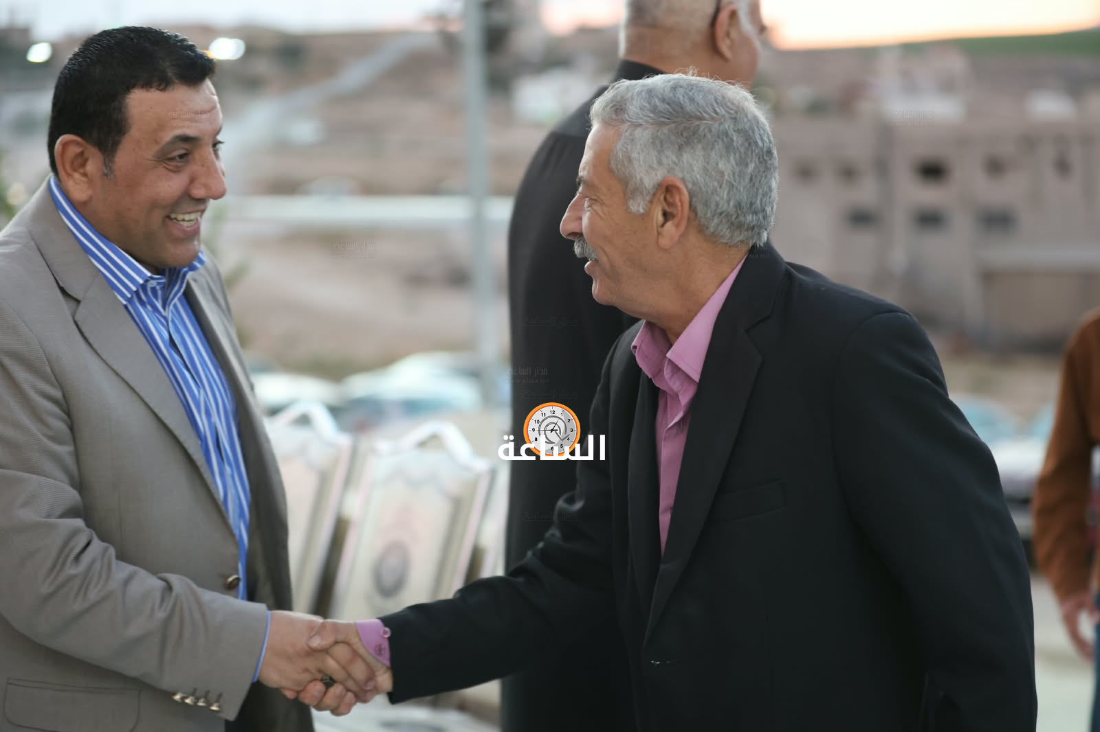 Madar Al-Saa Images 0.8718351801449179