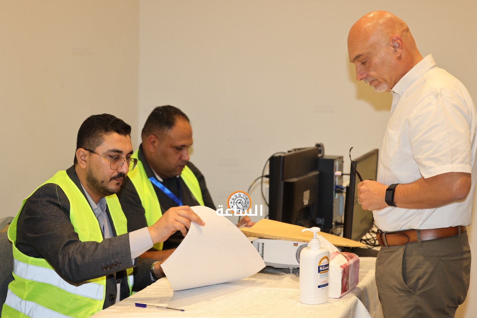 Madar Al-Saa Images 0.7447093002283326