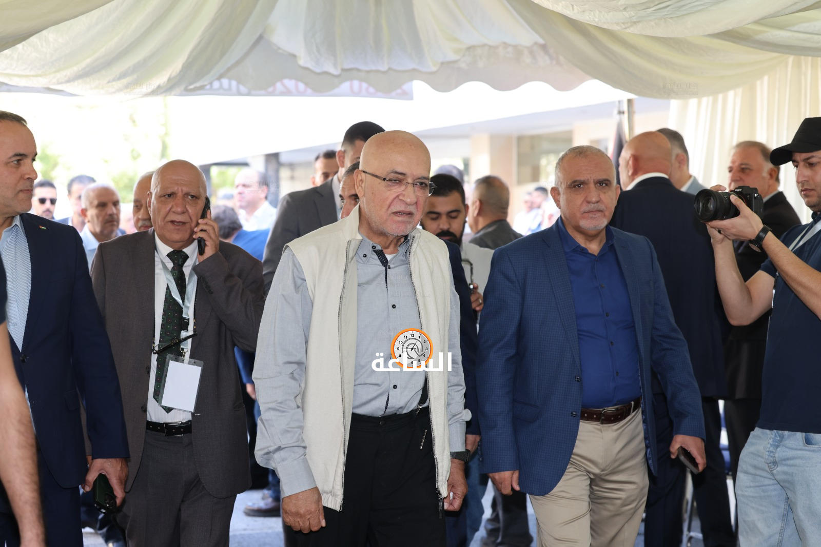 Madar Al-Saa Images 0.5863000169446617