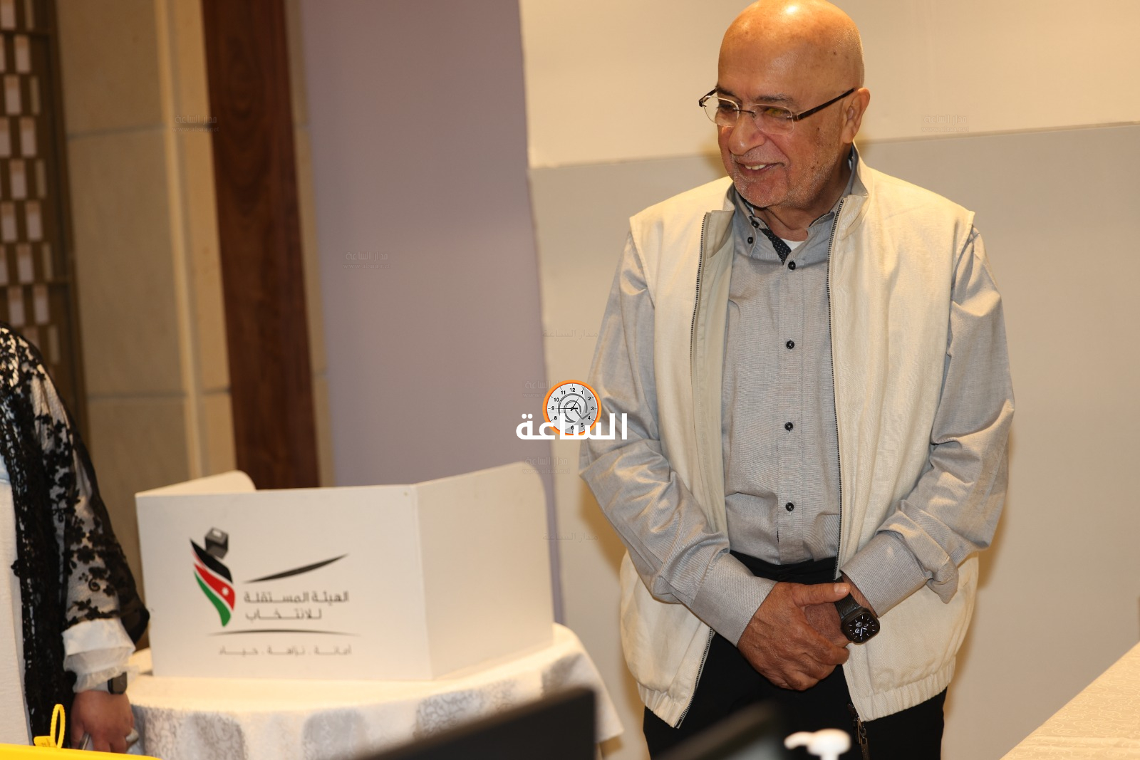 Madar Al-Saa Images 0.581813427315264