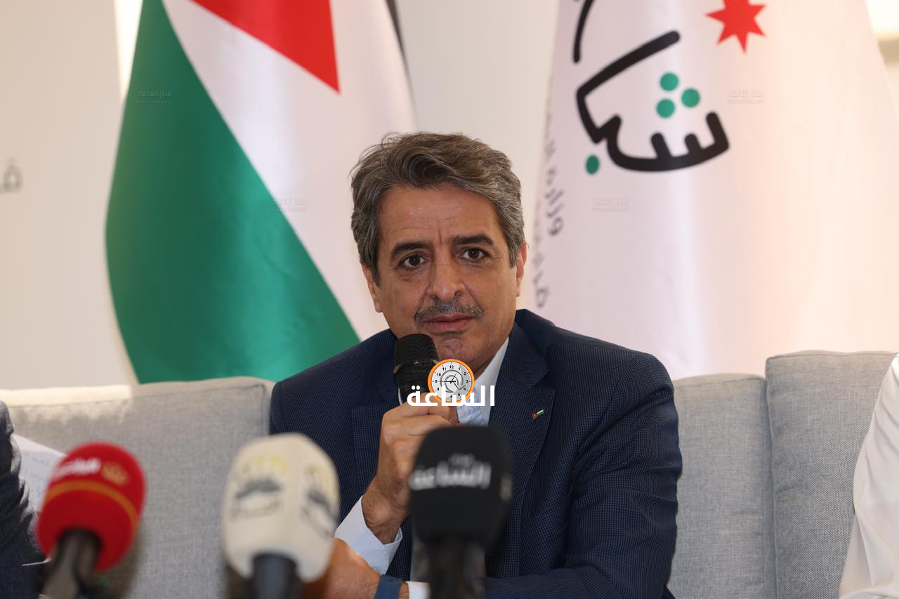 Madar Al-Saa Images 0.6351353474406525
