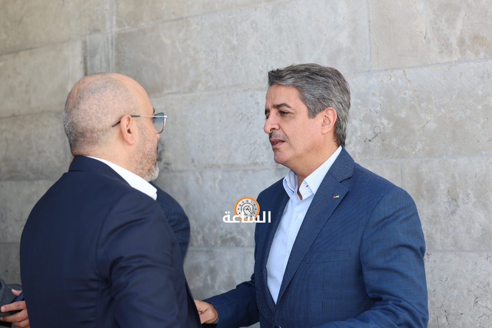 Madar Al-Saa Images 0.8000091139298817