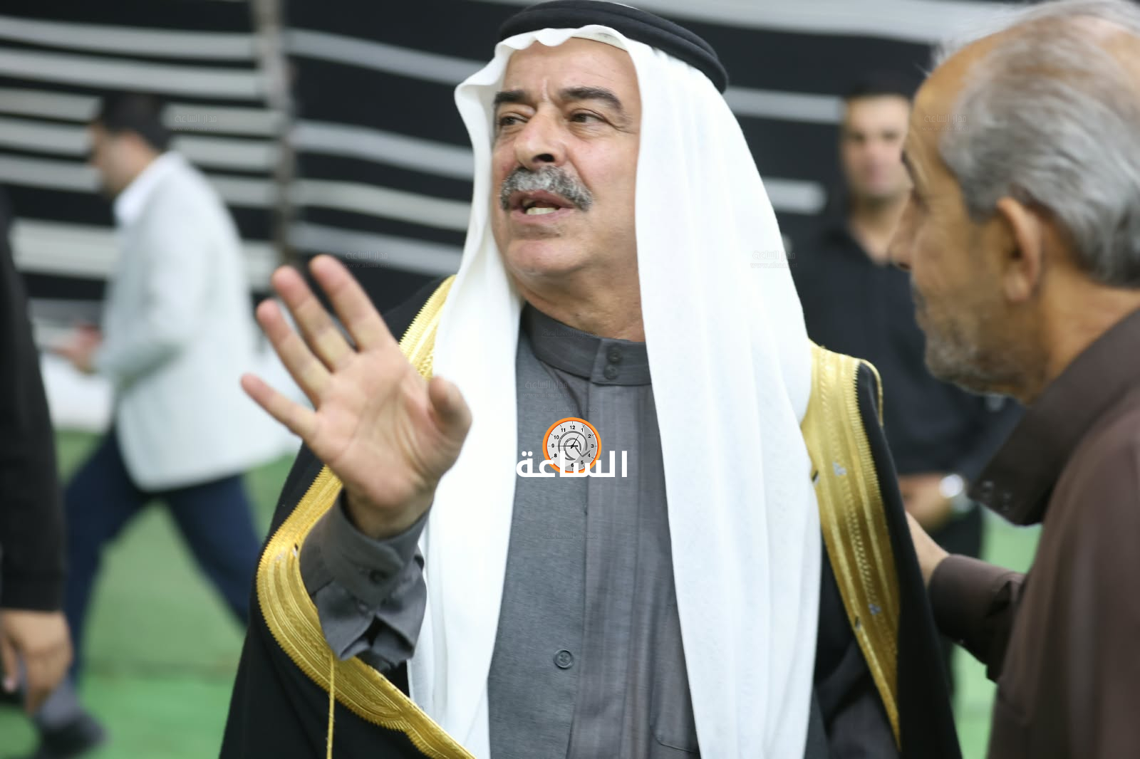 Madar Al-Saa Images 0.8819188204247542