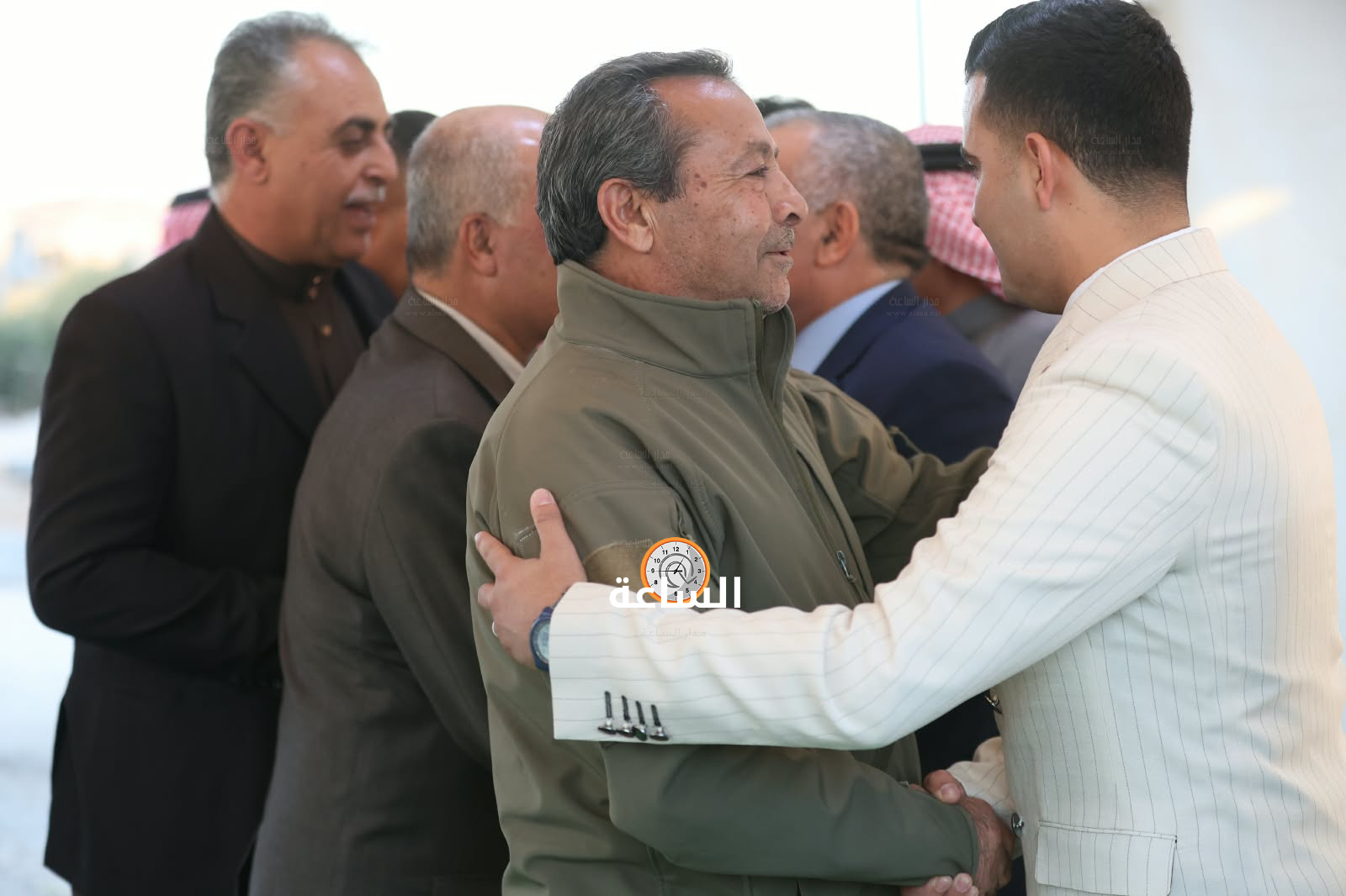 Madar Al-Saa Images 0.6537143163136905