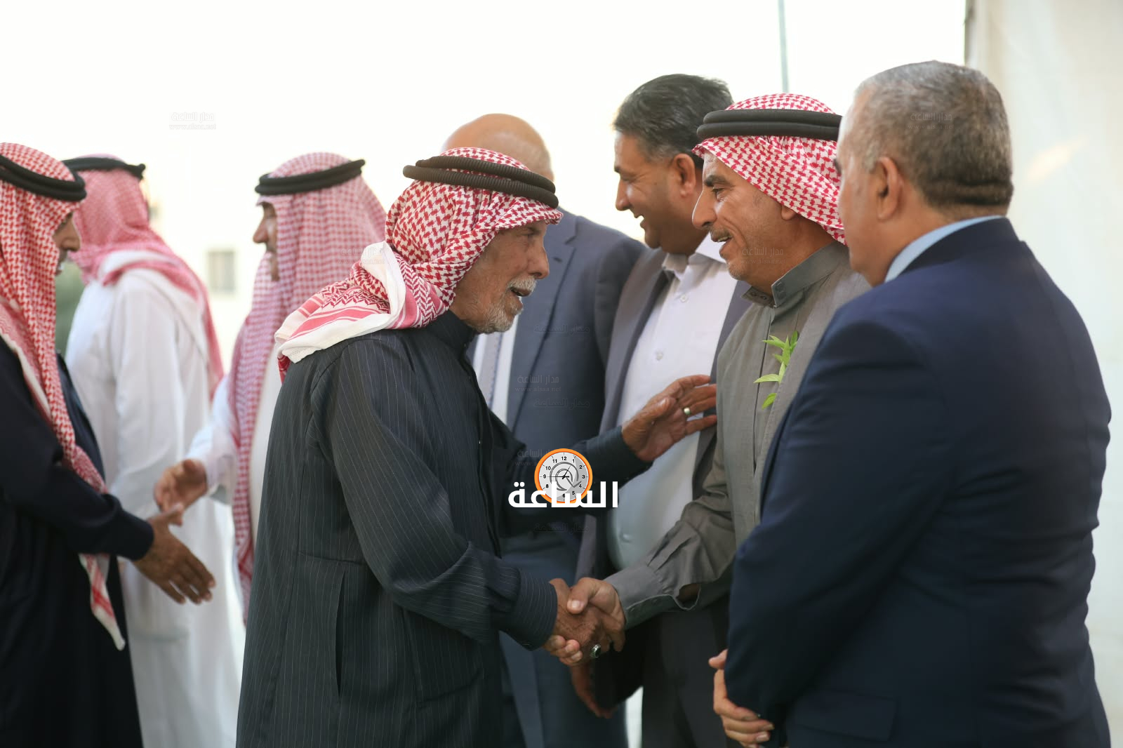 Madar Al-Saa Images 0.9411212906280291