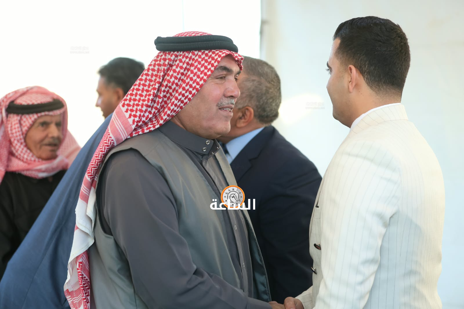 Madar Al-Saa Images 0.8728534822832132