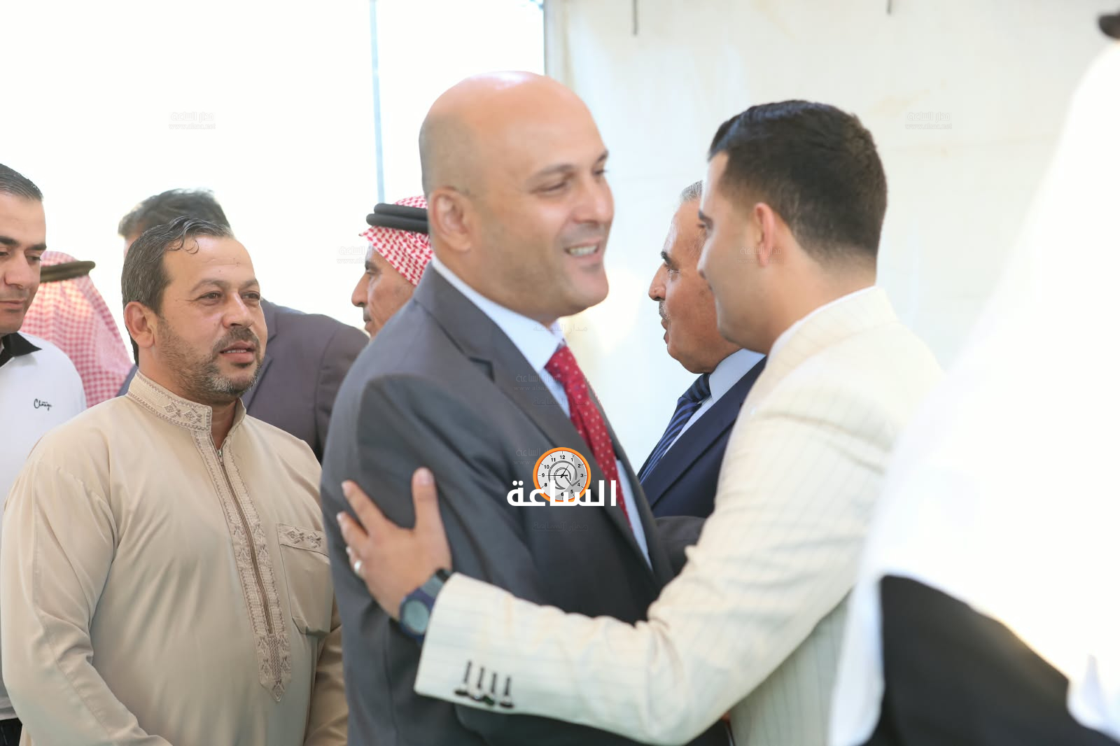 Madar Al-Saa Images 0.2587436143451636
