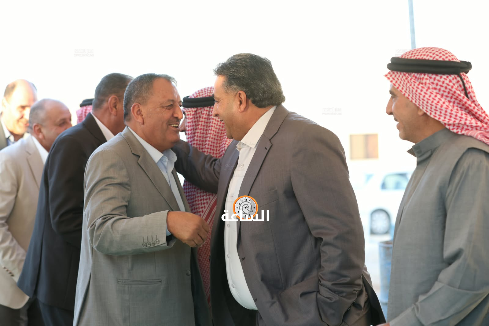Madar Al-Saa Images 0.9493632677899951