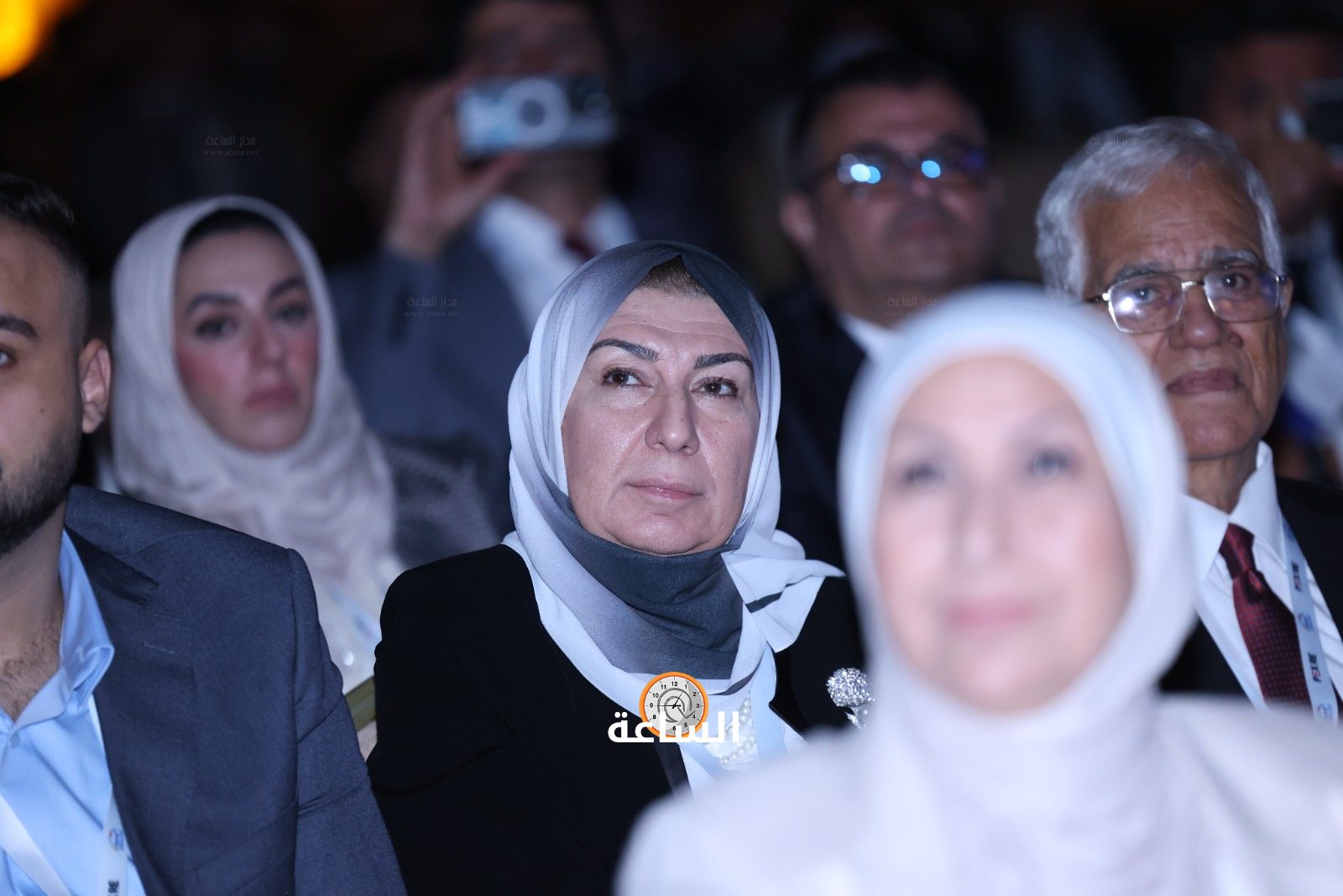 Madar Al-Saa Images 0.3834398560868977