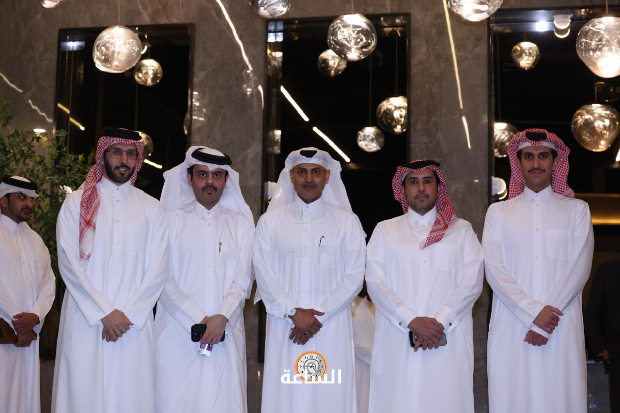 Madar Al-Saa Images 0.7295228538425994