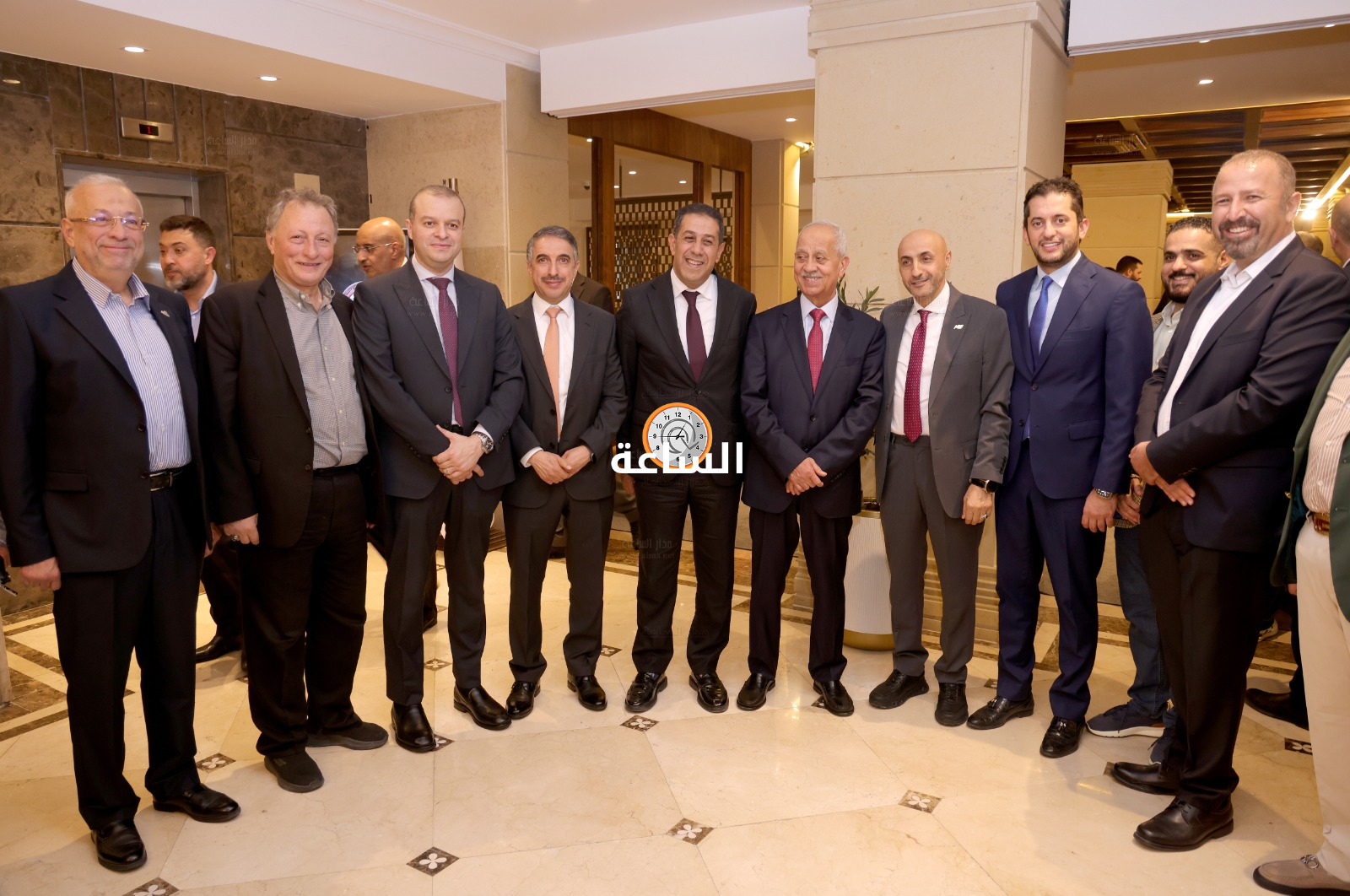 Madar Al-Saa Images 0.25658422626620614
