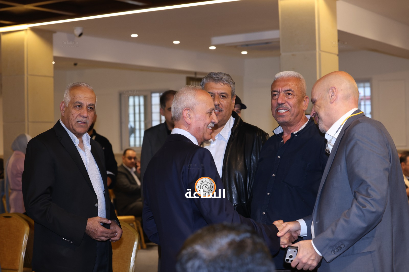 Madar Al-Saa Images 0.975108529396437