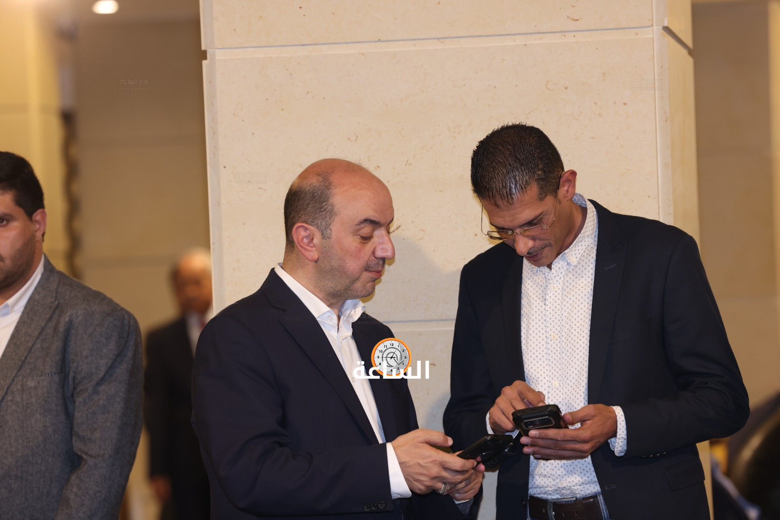 Madar Al-Saa Images 0.23631109778725234
