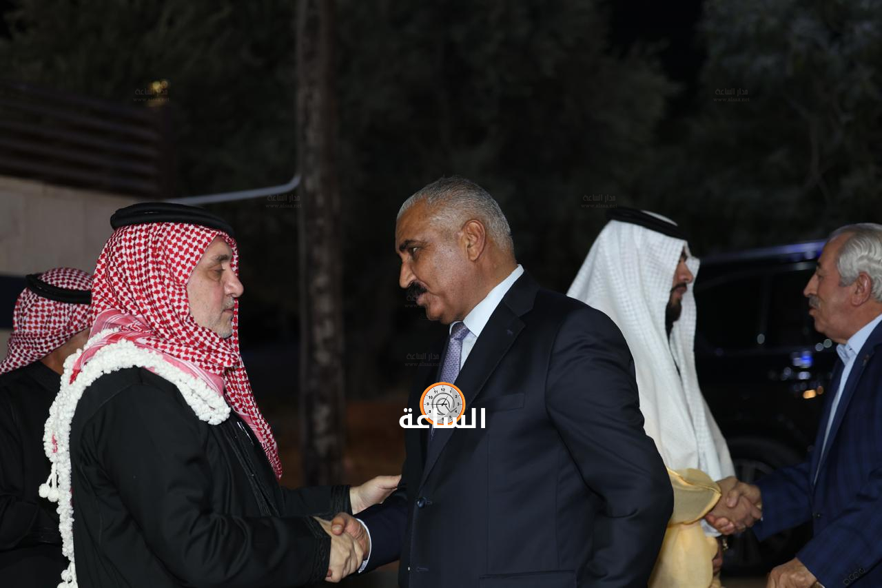Madar Al-Saa Images 0.9834368111105017