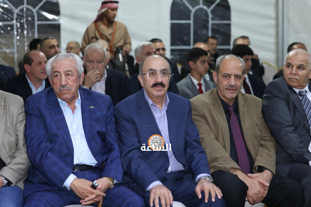Madar Al-Saa Images 0.008549622171363791