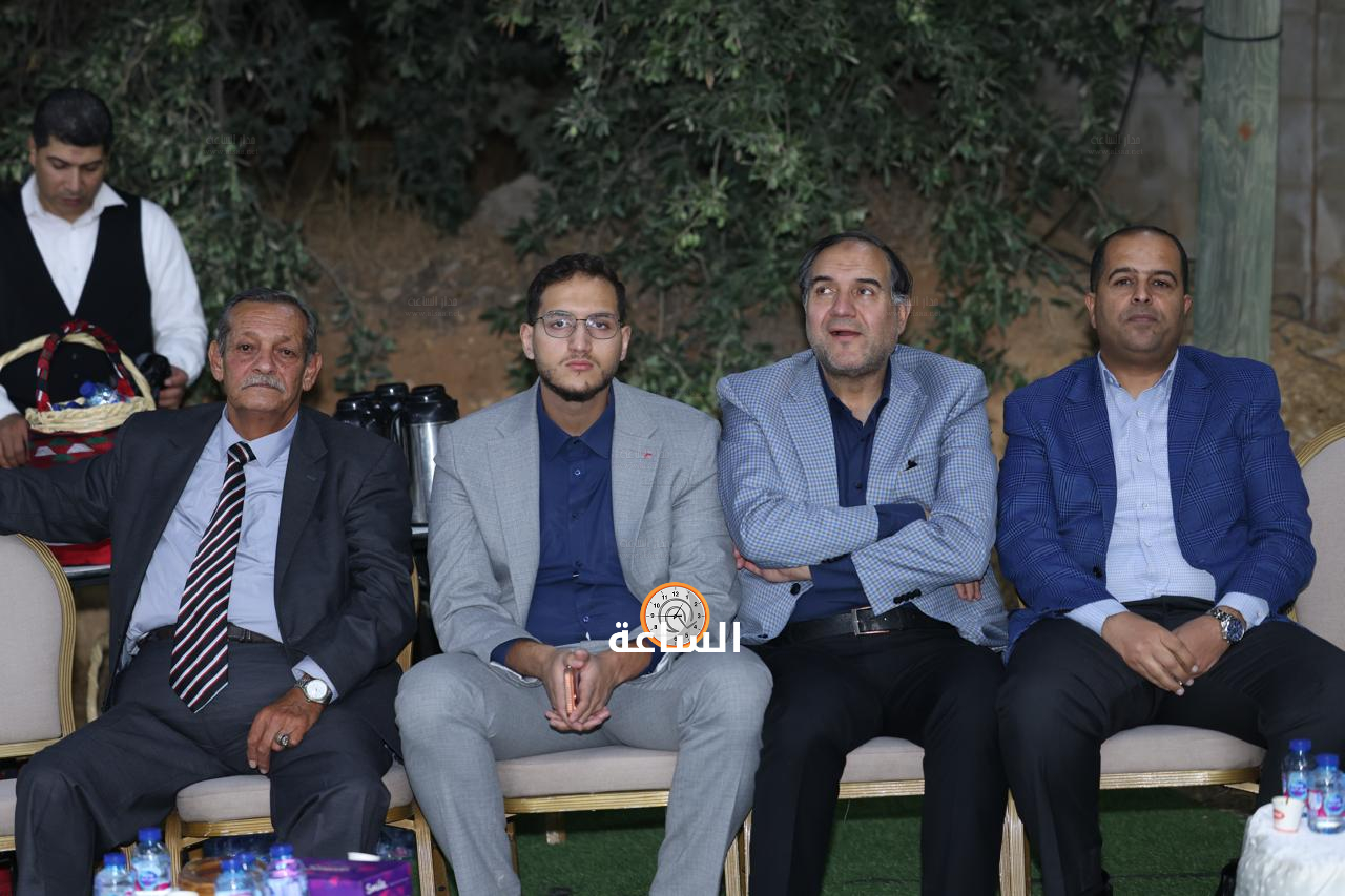 Madar Al-Saa Images 0.2872817546005154