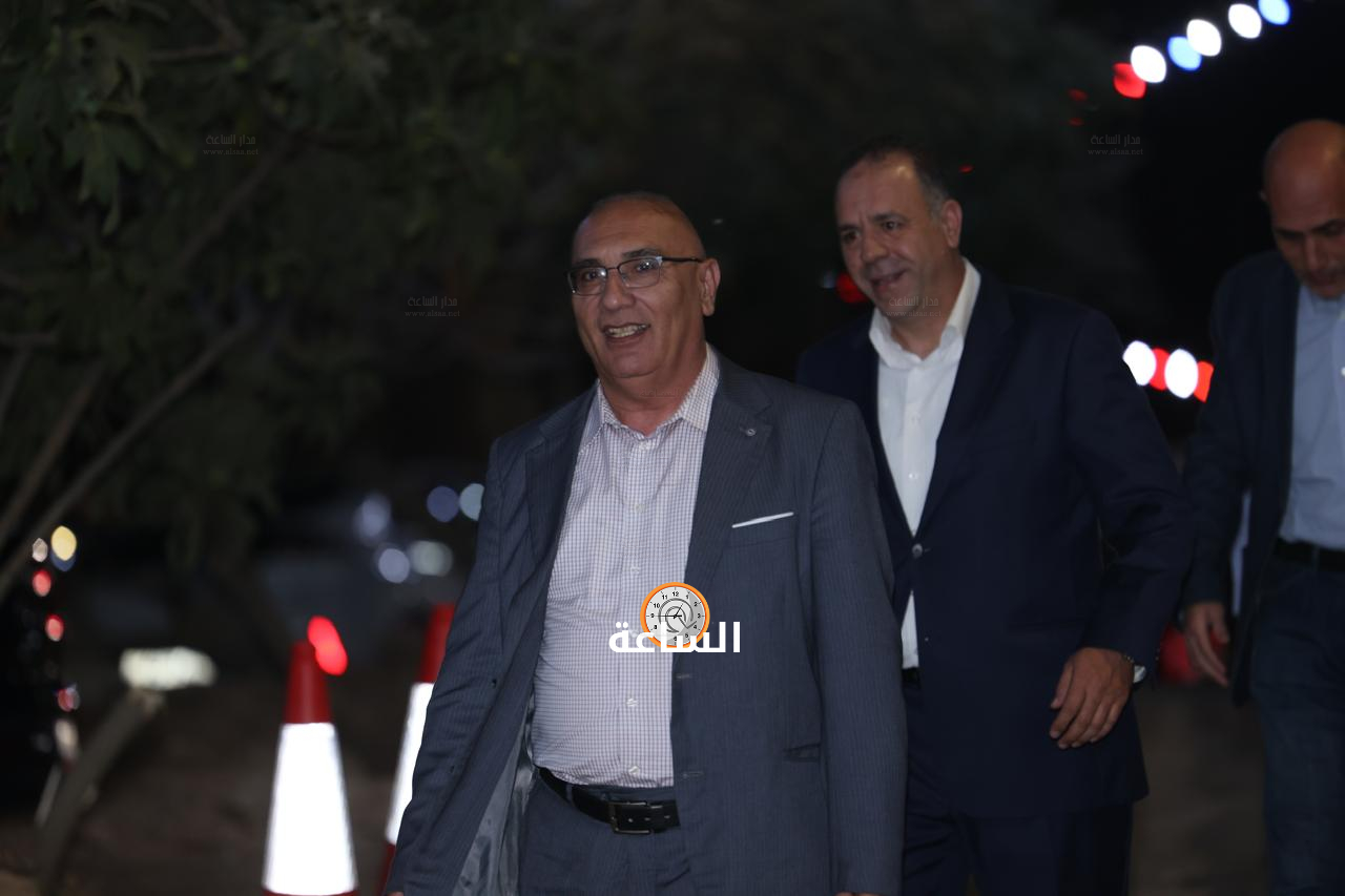 Madar Al-Saa Images 0.6699792576229133