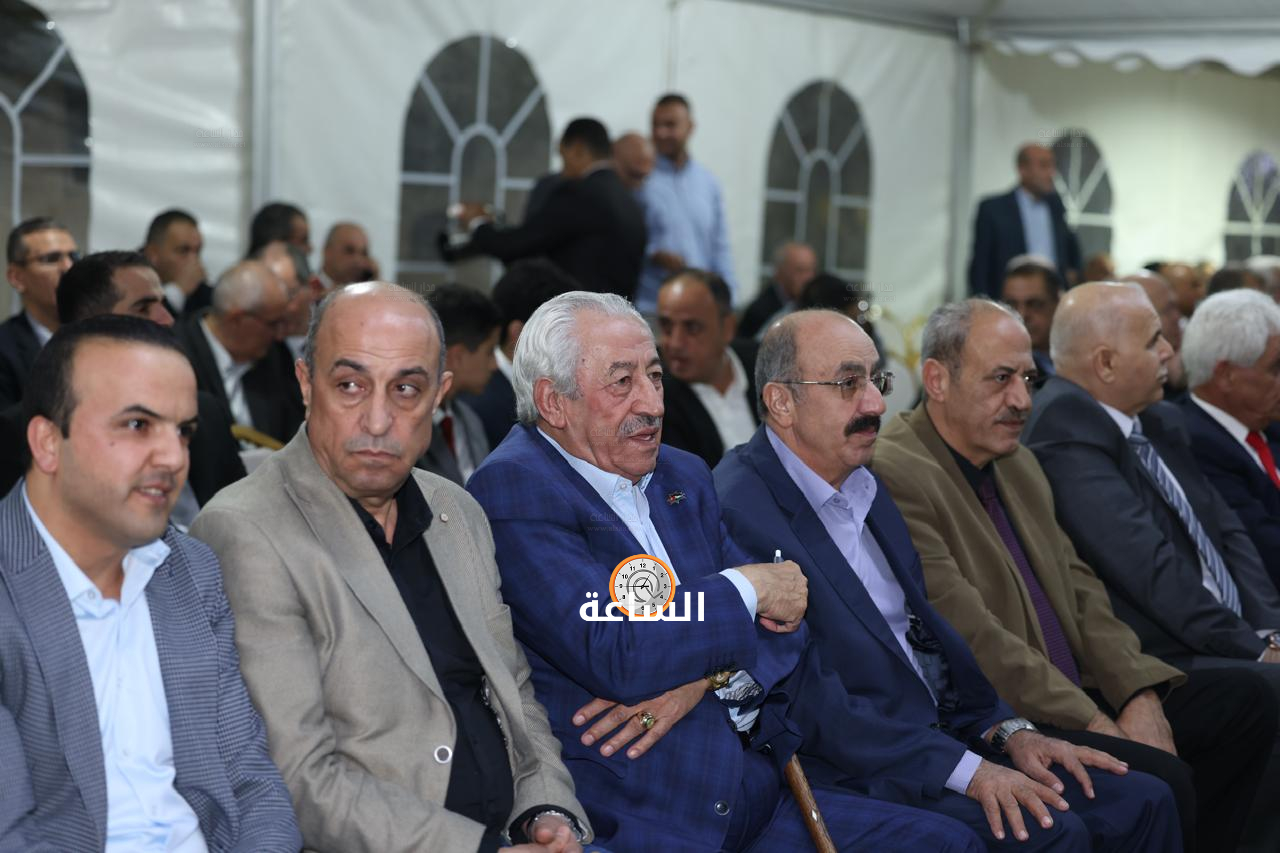 Madar Al-Saa Images 0.39984403813825153