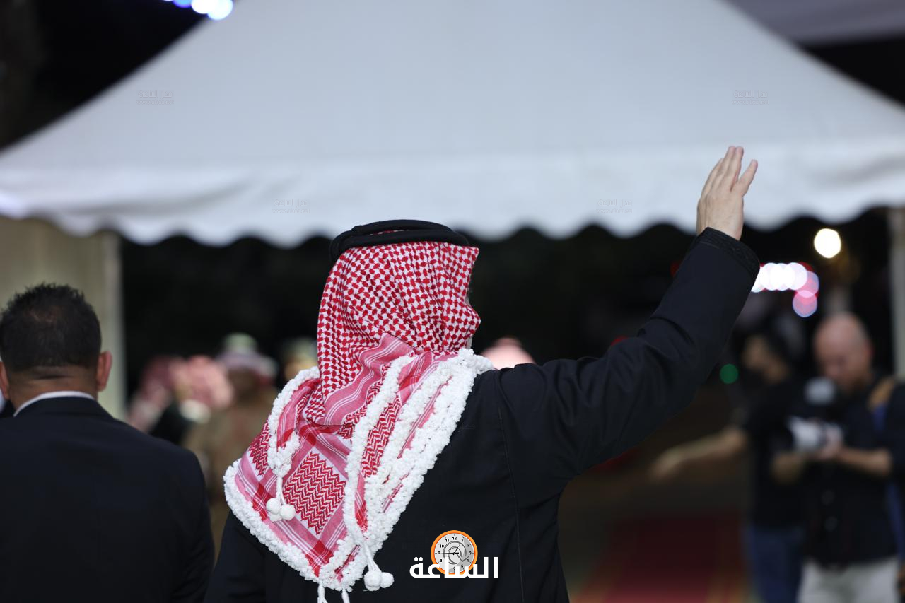 Madar Al-Saa Images 0.6452543041271193